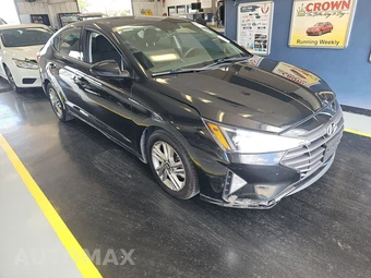 2019 Hyundai Elantra SEL Sedan – miniatura 3