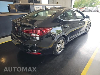 2019 Hyundai Elantra SEL Sedan – miniatura 4