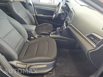 2019 Hyundai Elantra SEL Sedan – miniatura 8