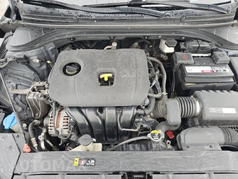 2019 Hyundai Elantra SEL Sedan – miniatura 15