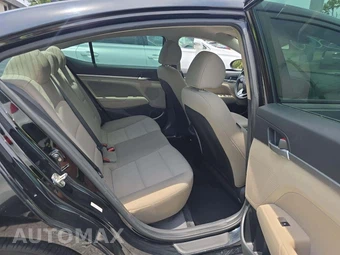 2019 Hyundai Elantra SEL Sedan - miniatura 13