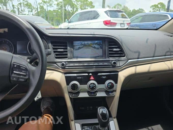 2019 Hyundai Elantra SEL Sedan - miniatura 7