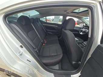 2019 Hyundai Elantra Value Edition Sedan - miniatura 13