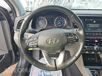 2019 Hyundai Elantra Value Edition Sedan – miniatura 10