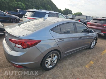 2019 Hyundai Elantra Value Edition Sedan – miniatura 4