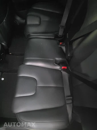 2019 Hyundai Santa Fe SE – miniatura 16