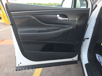 2019 Hyundai Santa Fe SE – miniatura 9