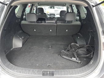 2019 Hyundai Santa Fe SE - miniatura 16