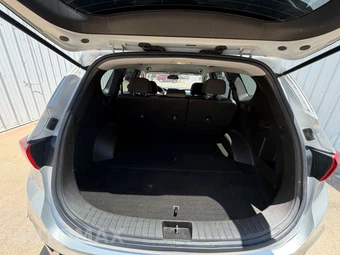 2019 Hyundai Santa Fe SE - miniatura 43