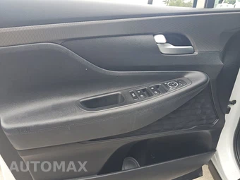 2019 Hyundai Santa Fe SE - miniatura 9