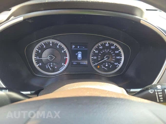 2019 Hyundai Santa Fe SE – miniatura 6