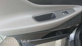 2019 Hyundai Santa Fe SE – miniatura 9