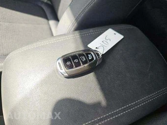 2019 Hyundai Santa Fe SEL – miniatura 8