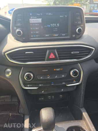 2019 Hyundai Santa Fe SEL - miniatura 10