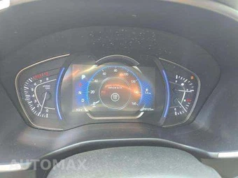 2019 Hyundai Santa Fe SEL – miniatura 9