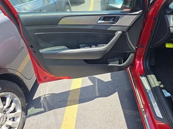2019 Hyundai Sonata Limited - miniatura 9