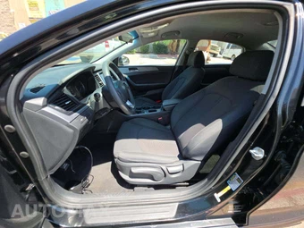 2019 Hyundai Sonata SE – miniatura 6
