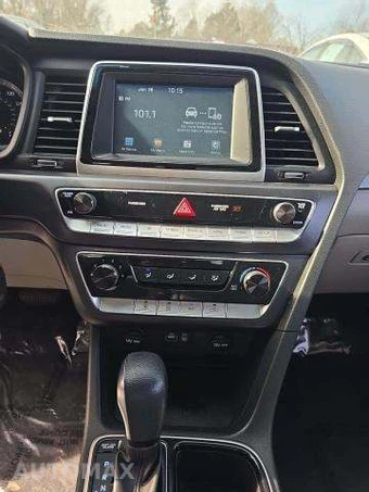 2019 Hyundai Sonata SE – miniatura 10