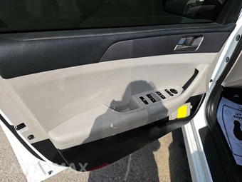 2019 Hyundai Sonata SE – miniatura 9
