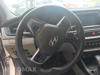 2019 Hyundai Sonata SE - miniatura 10