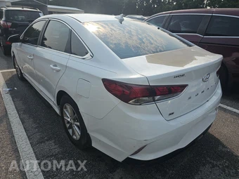2019 Hyundai Sonata SE - miniatura 6