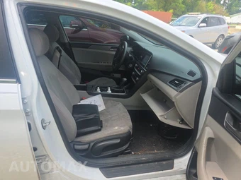 2019 Hyundai Sonata SE - miniatura 8