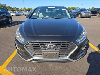 2019 Hyundai Sonata SE – miniatura 2