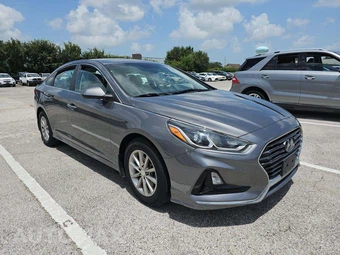 2019 Hyundai Sonata SE – miniatura 2
