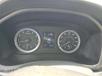 2019 Hyundai Sonata SE – miniatura 9