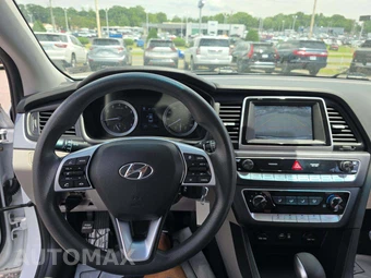 2019 Hyundai Sonata SE – miniatura 10