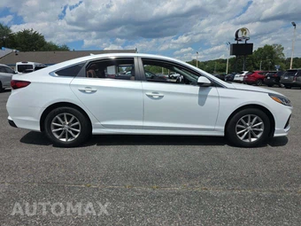 2019 Hyundai Sonata SE – miniatura 4