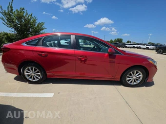 2019 Hyundai Sonata SE – miniatura 4