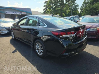 2019 Hyundai Sonata SE - miniatura 2