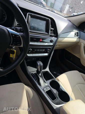 2019 Hyundai Sonata SE – miniatura 10