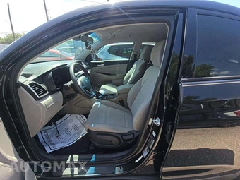 2019 Hyundai Tucson SE – miniatura 6