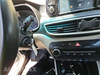 2019 Hyundai Tucson SE - miniatura 5