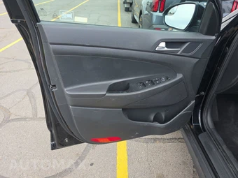 2019 Hyundai Tucson SE – miniatura 9