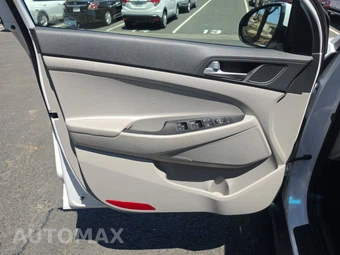 2019 Hyundai Tucson SE - miniatura 9