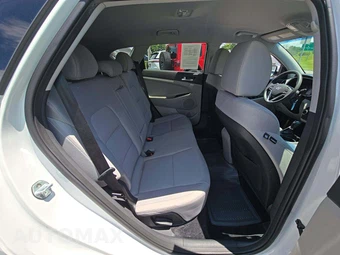 2019 Hyundai Tucson SE – miniatura 13