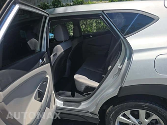 2019 Hyundai Tucson SE – miniatura 10
