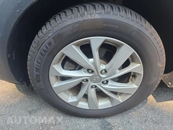 2019 Hyundai Tucson SE - miniatura 8