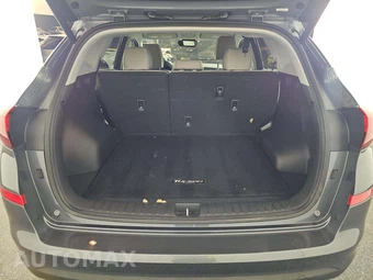 2019 Hyundai Tucson Sport - miniatura 11