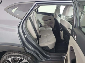 2019 Hyundai Tucson Sport - miniatura 13