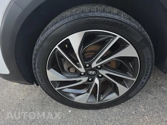 2019 Hyundai Tucson Sport – miniatura 8