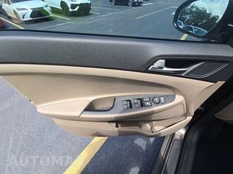 2019 Hyundai Tucson Value – miniatura 9