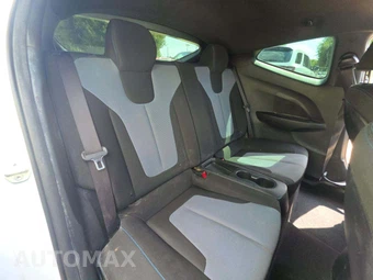 2019 Hyundai Veloster 2.0 – miniatura 13