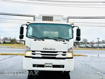 2019 Isuzu FTR - miniatura 2