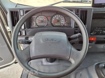 2019 Isuzu NPR - miniatura 28