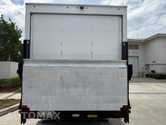 2019 Isuzu NPR – miniatura 6