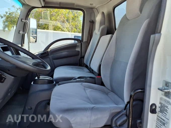 2019 Isuzu NPR – miniatura 14